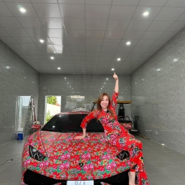 Bắt trend nội thất  theo hot mom 1997 ở Bạc Liêu thay áo mới cho siêu xe Lamborghini Huracan